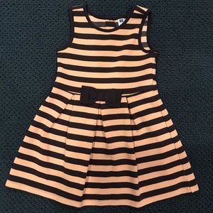 Janie and Jack striped Black and Tan Girls dress in size 5